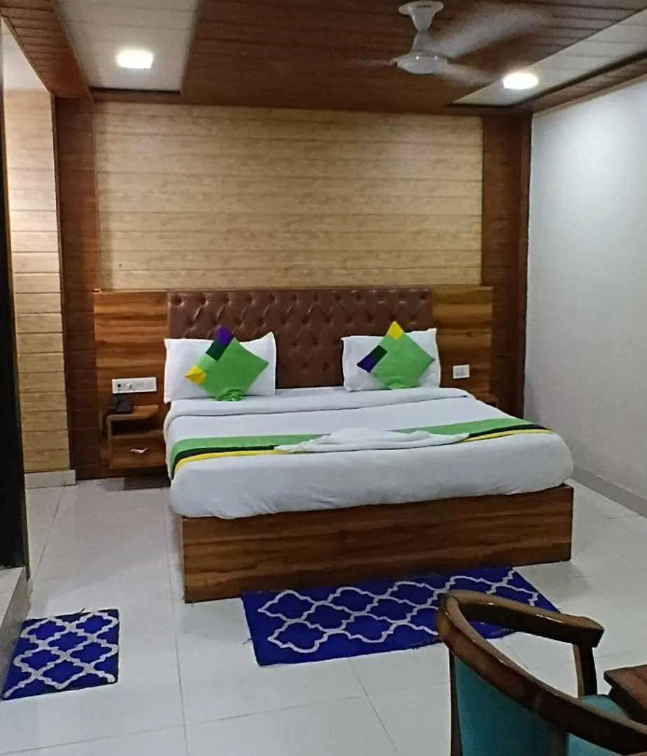 Hotel The Caves Plaza Near Igi Airport Delhi  New Delhi