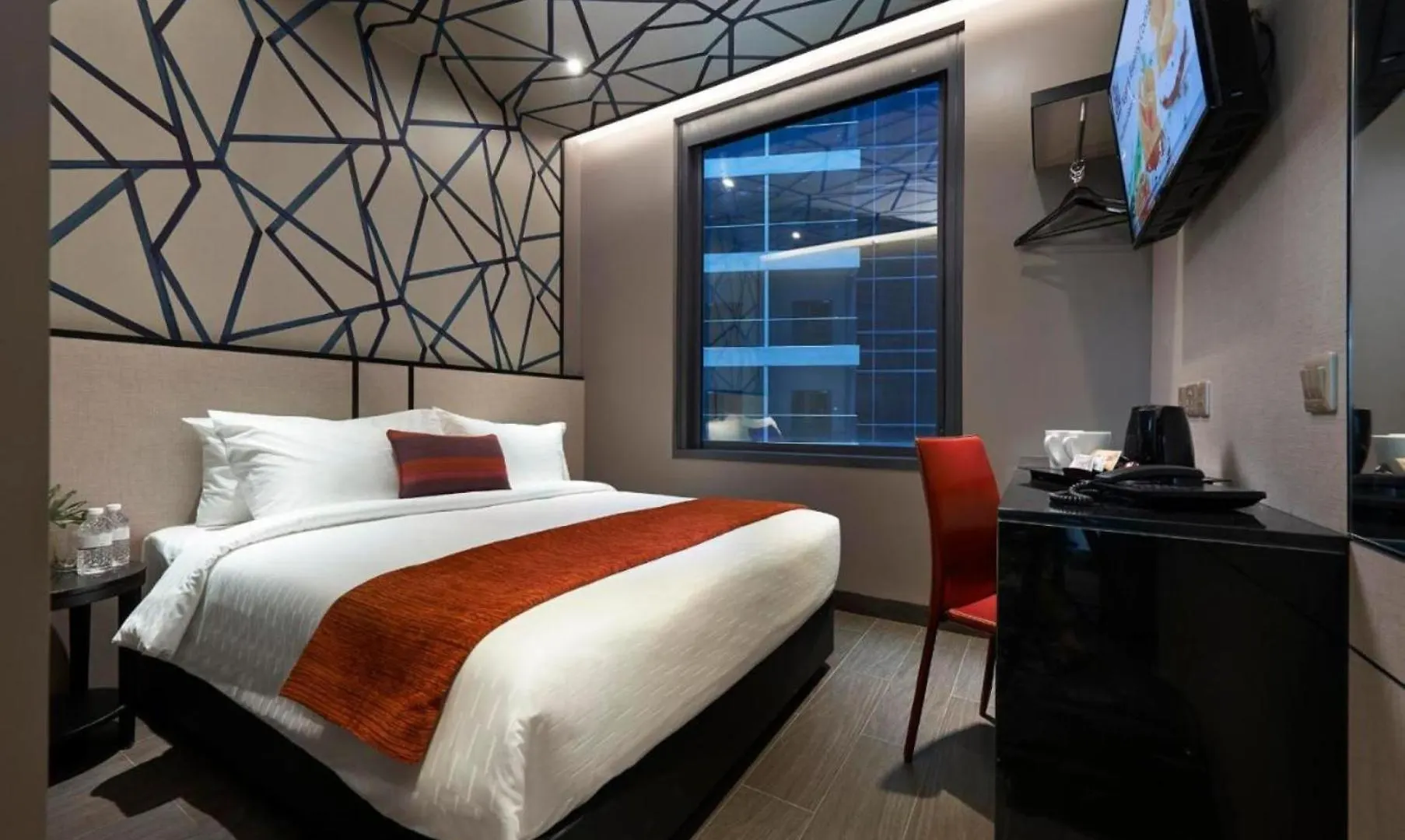 Hotel The Caves Plaza Near Igi Airport Delhi